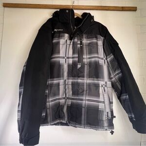 Zeroxposur Black and Gray Plaid Snowboarding Winter Jacket Small